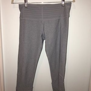 MPG Grey cropped leggings